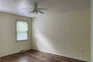 120 Alter Rd, Allegheny Township, PA 15068 - Photo 12