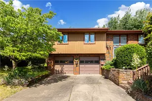 125 Homeridge, Pittsburgh, PA 15120 - Photo 2