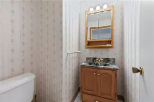 125 Homeridge Ln, Pittsburgh, PA 15120 - Photo 24