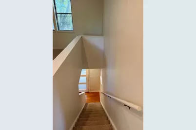 1611 Franklin Ct, Pittsburgh, PA 15203 - Photo 12