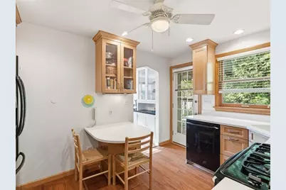 401 Neulon Ave, Pittsburgh, PA 15216 - Photo 12