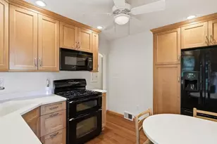 401 Neulon Ave, Pittsburgh, PA 15216 - Photo 12