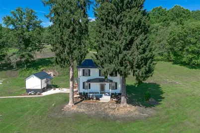113 Johnson Rd, White Township, PA 15748 - Photo 2