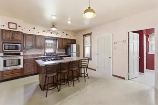 475 S Liberty St, Burrel-Blacklick, PA 15717 - Photo 6