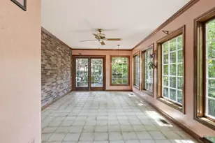 153 Seegar Rd, Pittsburgh, PA 15241 - Photo 6