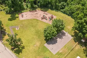 228 Parkedge Rd, Green Tree, PA 15220 - Photo 36