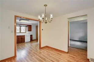 228 Parkedge Rd, Green Tree, PA 15220 - Photo 8