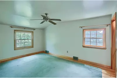 228 Parkedge Road, Green Tree, PA 15220 - Photo 14