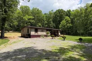 934 W Sunbury Rd, Clay Township, PA 16061 - Photo 2