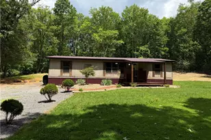 934 W Sunbury Rd, Clay Township, PA 16061 - Photo 1