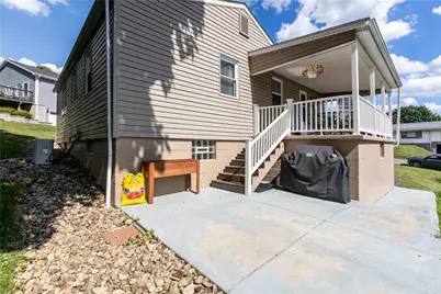 601 Jefferson St, Evans City, PA 16033 - Photo 22