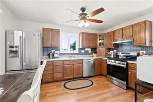 601 Jefferson St, Evans City, PA 16033 - Photo 8