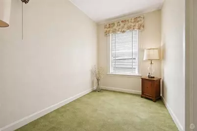 2406 Pioneer Avenue, Pittsburgh, PA 15226 - Photo 8