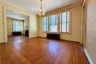 2406 Pioneer Ave, Pittsburgh, PA 15226 - Photo 6