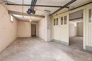 2406 Pioneer Ave, Pittsburgh, PA 15226 - Photo 14