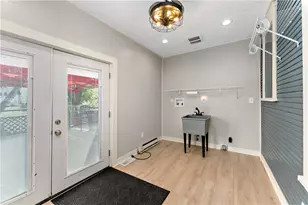 1004 Market St, Bridgewater, PA 15009 - Photo 14