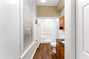 1004 Market St, Bridgewater, PA 15009 - Photo 12