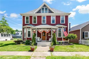1004 Market St, Bridgewater, PA 15009 - Photo 1