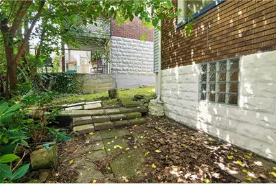 410 Carl St, Pittsburgh, PA 15210 - Photo 38