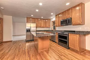 11227 Pershing Dr, North Huntingdon, PA 15642 - Photo 8
