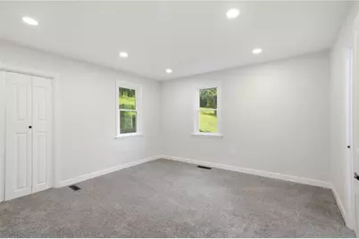 985 Blackhawk Rd, Beaver Falls, PA 15010 - Photo 8