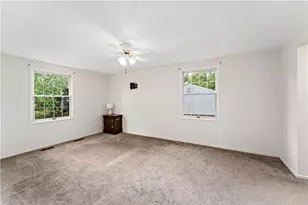 2105 Pendleton Dr, Monroeville, PA 15146 - Photo 6