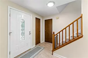 2105 Pendleton Dr, Monroeville, PA 15146 - Photo 2