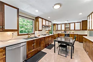 2105 Pendleton Dr, Monroeville, PA 15146 - Photo 4