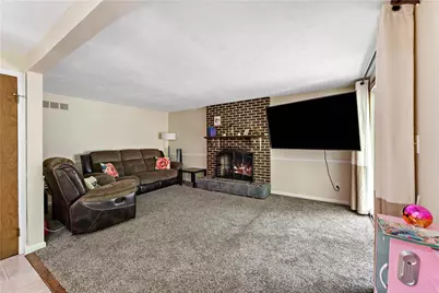 2105 Pendleton Dr, Monroeville, PA 15146 - Photo 10