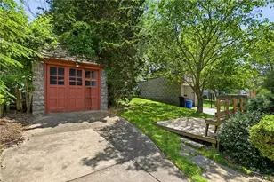 207 Altoona Pl, Pittsburgh, PA 15228 - Photo 26
