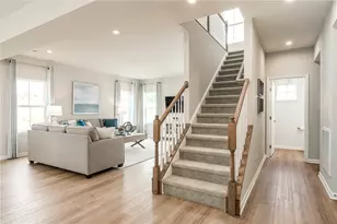 208 Winthrop Dr, Peters Township, PA 15367 - Photo 10