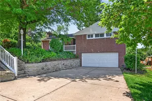385 Maplewood Dr, Pittsburgh, PA 15243 - Photo 28