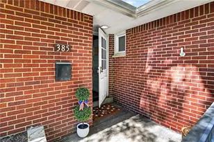 385 Maplewood Dr, Pittsburgh, PA 15243 - Photo 2