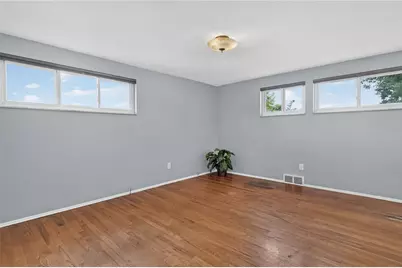 385 Maplewood Drive, Pittsburgh, PA 15243 - Photo 14