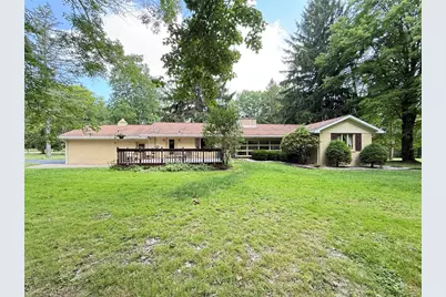 397 Hadley Road, Hempfield Township, PA 16125 - Photo 2