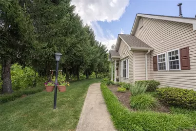 6135 Caledonia Court, South Fayette, PA 15017 - Photo 4