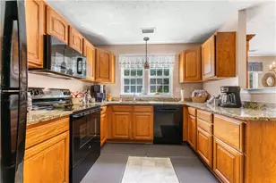 6135 Caledonia Ct, South Fayette, PA 15017 - Photo 10
