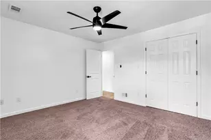 1113 Grandview Ave, Robinson Twp, PA 15108 - Photo 10