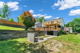 1113 Grandview Ave, Robinson Twp, PA 15108 - Photo 16