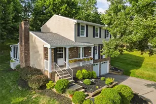 8063 Broadlawn Dr, Pittsburgh, PA 15237 - Photo 2