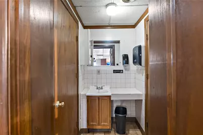 1601 Duss Ave, Ambridge, PA 15003 - Photo 12