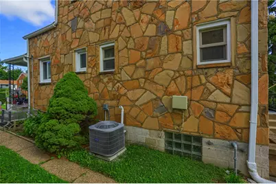 673 Miller, Clairton, PA 15025 - Photo 6