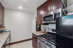 205 Dewey St, Pittsburgh, PA 15218 - Photo 12