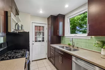 205 Dewey Street, Pittsburgh, PA 15218 - Photo 10