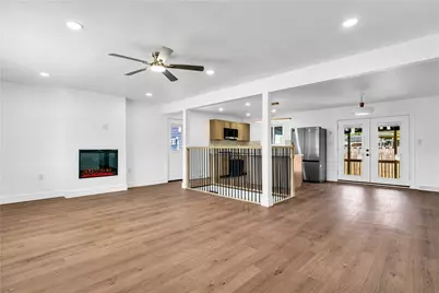323 Olivia Street, Vanport, PA 15009 - Photo 4
