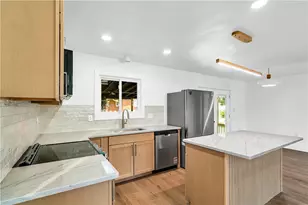 323 Olivia St, Vanport, PA 15009 - Photo 12
