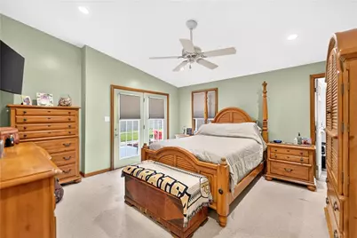 813 E Smithfield St, Elizabeth Twp/Boro, PA 15047 - Photo 36