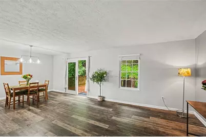 149 Villa Dr, Pittsburgh, PA 15214 - Photo 6
