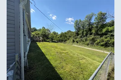 1476 S Eighty Eight Rd, Greensboro, PA 15338 - Photo 6