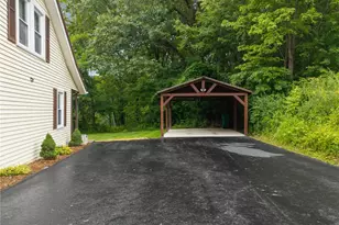 617 Pacek Rd, Latrobe, PA 15601 - Photo 6